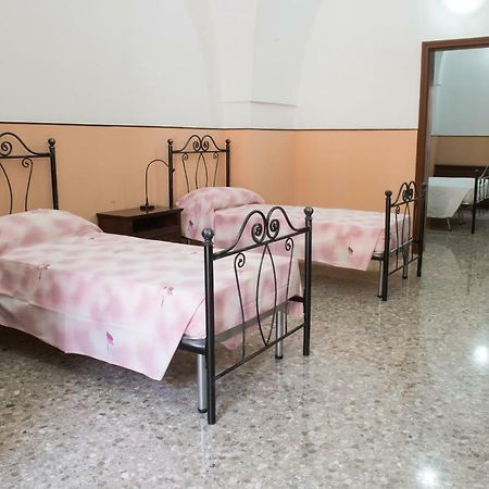 B&B Pozzi Dolci Aradeo Bagian luar foto