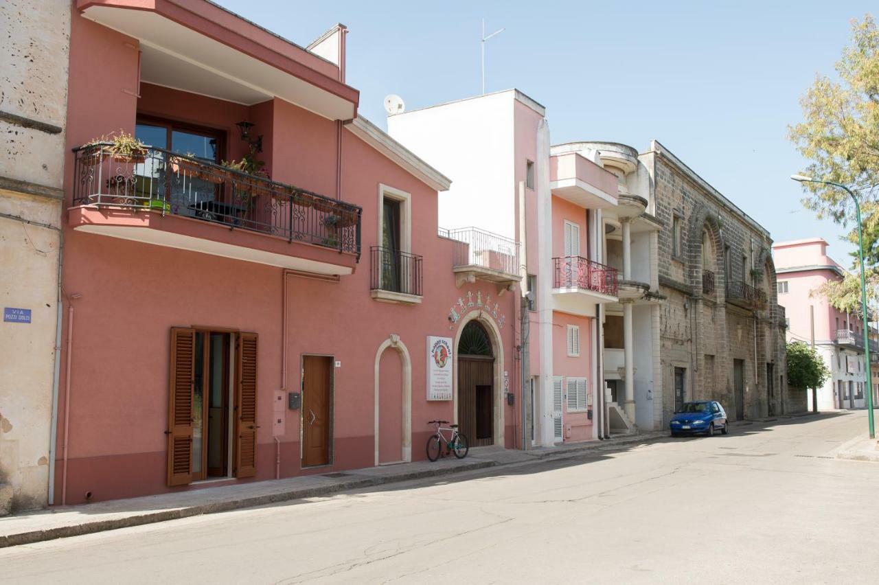 B&B Pozzi Dolci Aradeo Bagian luar foto